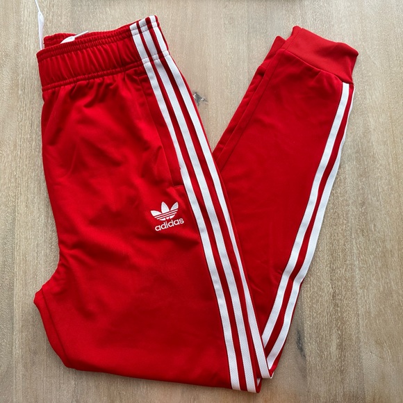 Adidas‎ Red Sweatpants with Signature Stripes - Picture 1 of 5